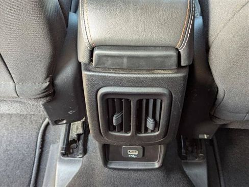 Used 2021 Jeep Compass Sport AWD/4WD image 16