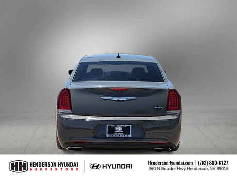 Used 2018 Chrysler 300 S w/ Beats Audio Group RWD image 7