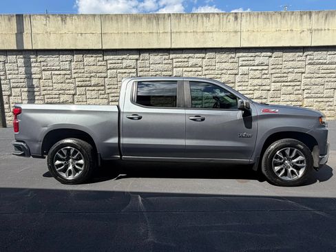 Used 2020 Chevrolet Silverado 1500 LT w/ Texas Edition AWD/4WD image 6