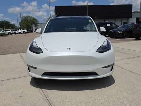 Used 2022 Tesla Model Y Performance AWD/4WD image 3