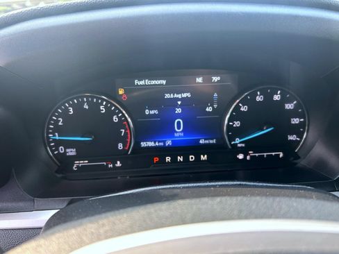 Used 2021 Ford Explorer XLT w/ Equipment Group 202A AWD/4WD image 14
