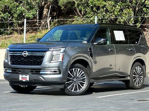 Used 2025 Nissan Armada Platinum Reserve image 1