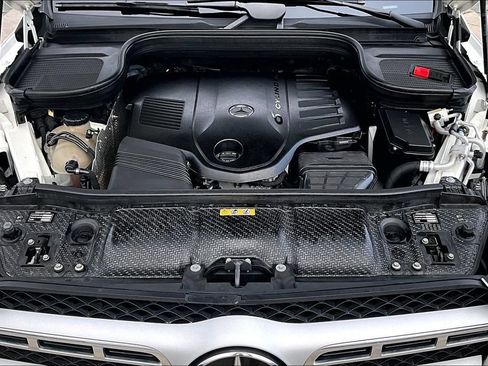 Used 2022 Mercedes-Benz GLS 450 4MATIC image 10