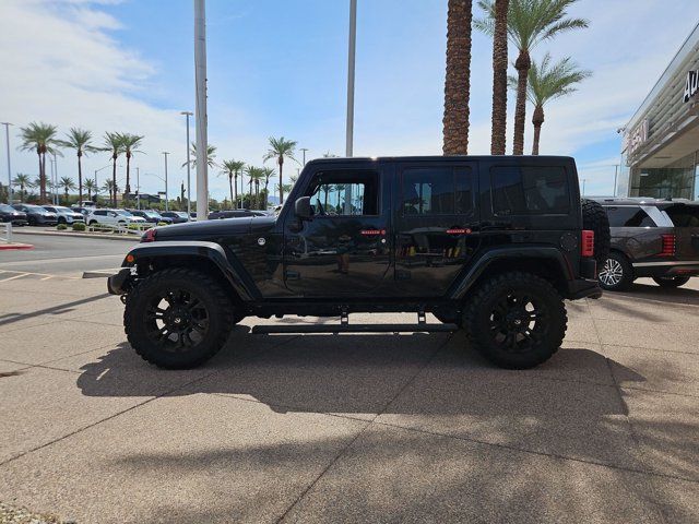 Used 2016 Jeep Wrangler Unlimited Sahara AWD/4WD image 9