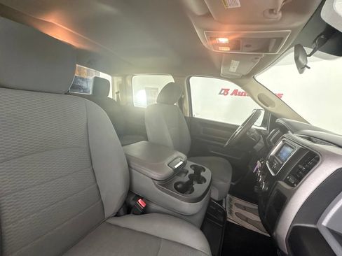 Used 2017 RAM 2500 Tradesman w/ Chrome Appearance Group AWD/4WD image 37