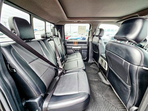 Used 2016 Ford F150 Lariat w/ Equipment Group 502A Luxury image 15