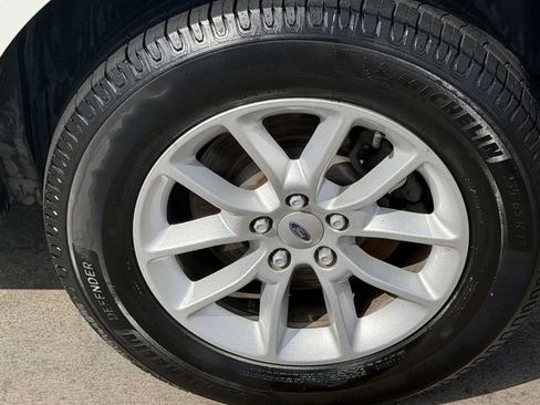 Used 2013 Ford Edge SE image 8