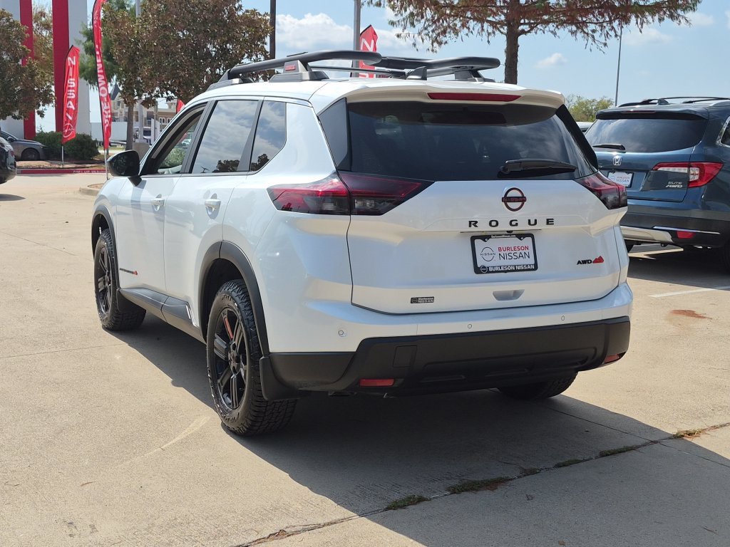 Certified 2026 Nissan Rogue SV AWD/4WD image 2