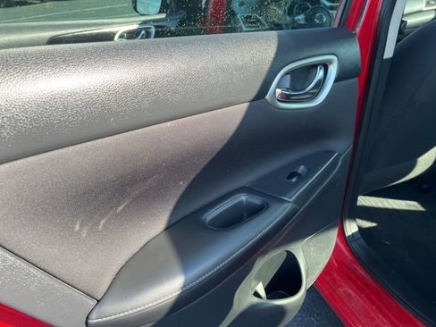 Used 2018 Nissan Sentra SV image 10