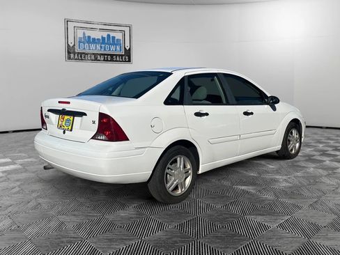 Used 2003 Ford Focus SE image 6
