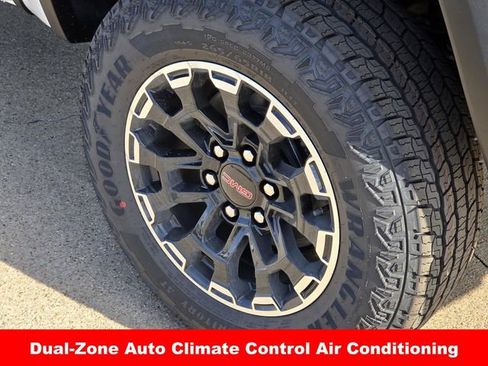 New 2026 GMC Canyon AT4 image 10