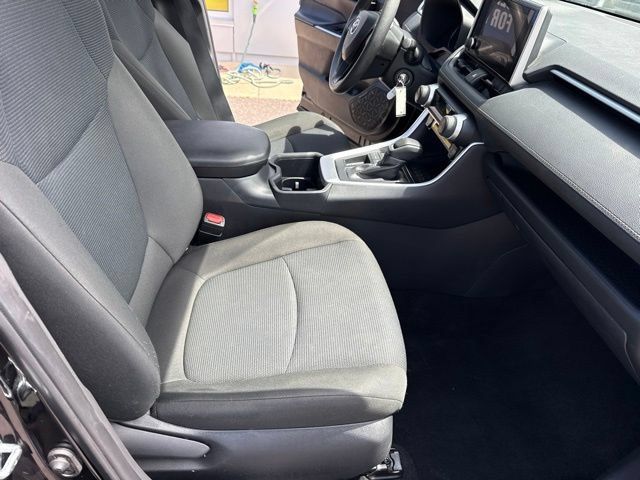 Used 2025 Toyota RAV4 LE FWD image 21
