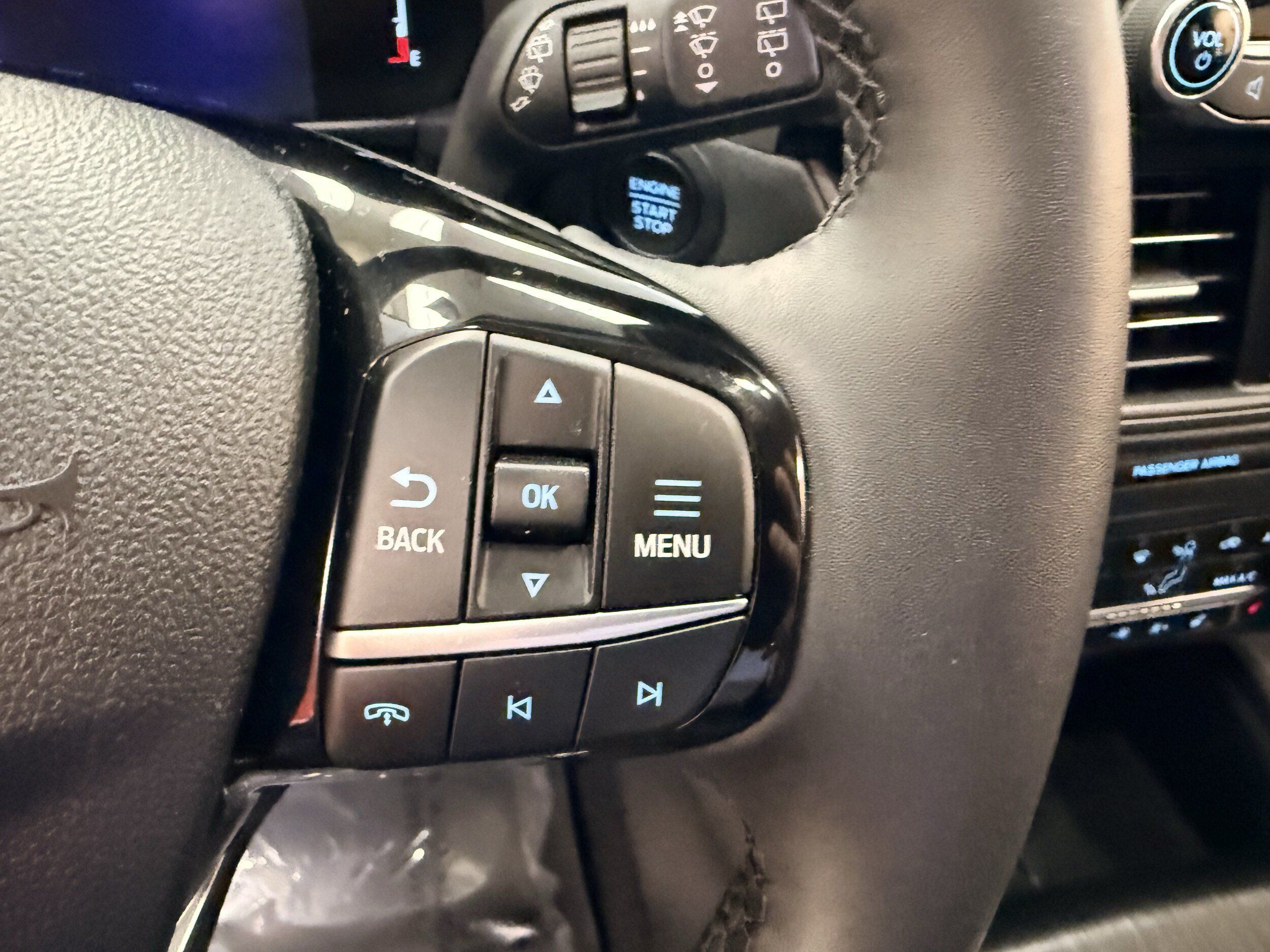 Used 2024 Ford Escape Active AWD/4WD image 31