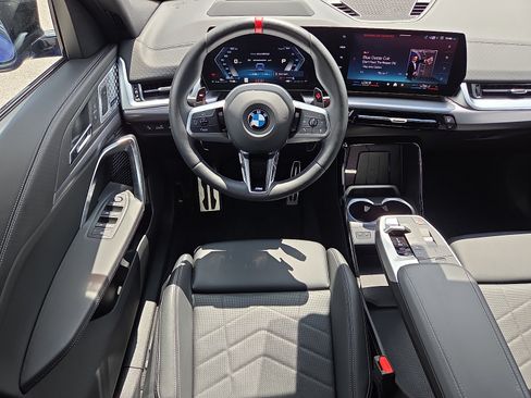 Used 2025 BMW X2 M35i AWD/4WD image 11