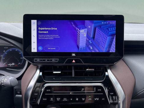 Used 2023 Toyota Venza Limited image 27