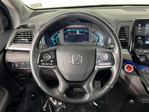 Used 2018 Honda Odyssey Elite image 8