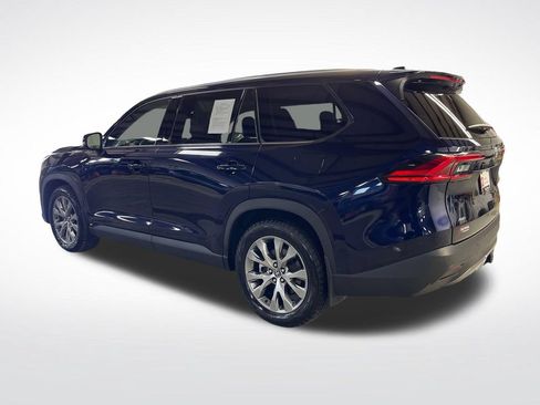 Used 2024 Toyota Grand Highlander AWD image 3