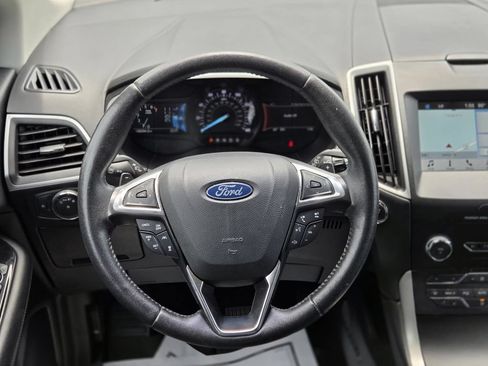Used 2019 Ford Edge SEL w/ Equipment Group 201A AWD/4WD image 23