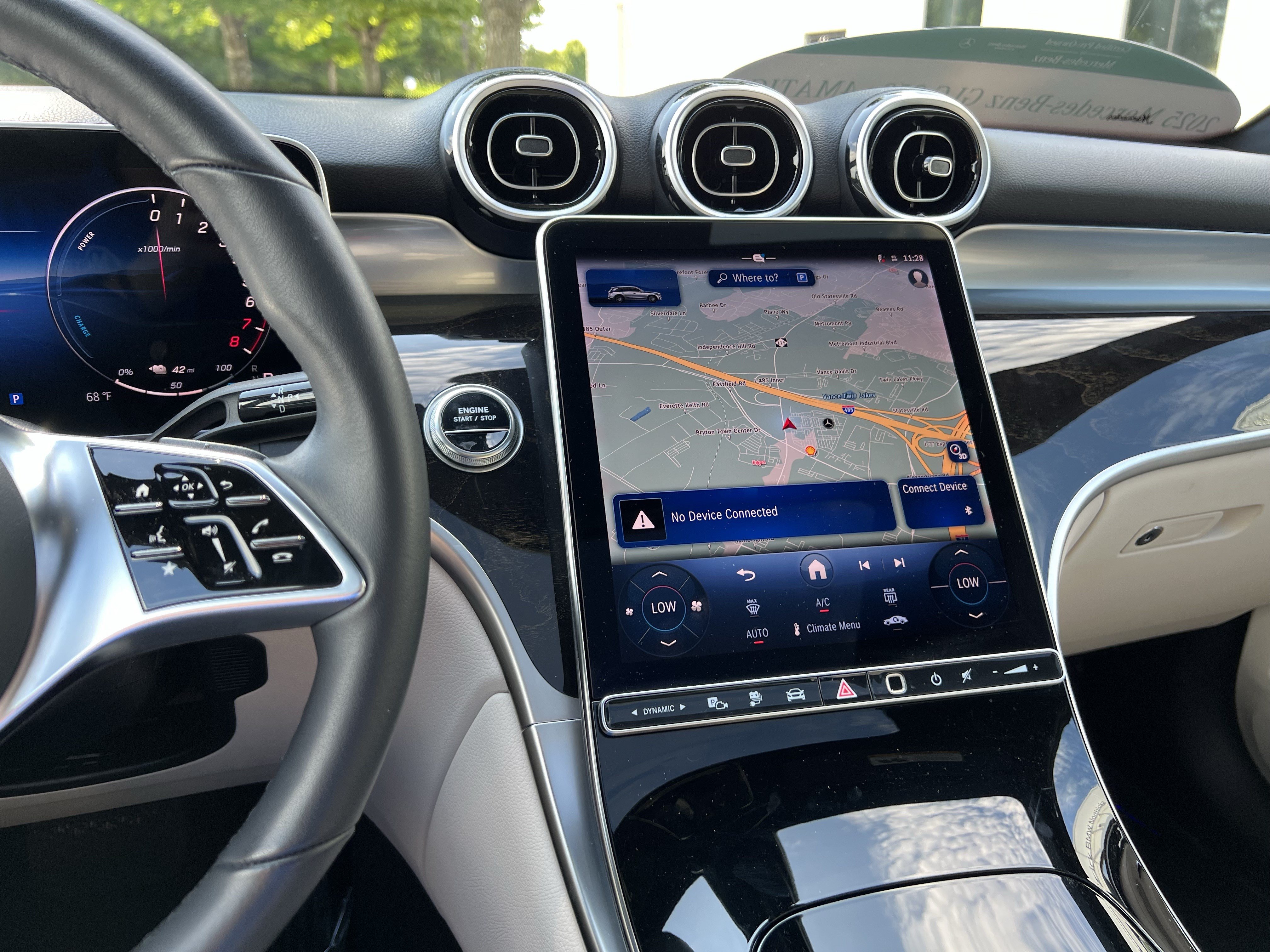Certified 2025 Mercedes-Benz GLC 350e 4MATIC image 31
