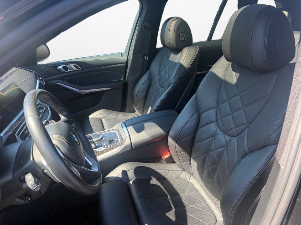 Used 2023 BMW X5 xDrive40i w/ Premium Package AWD/4WD image 9