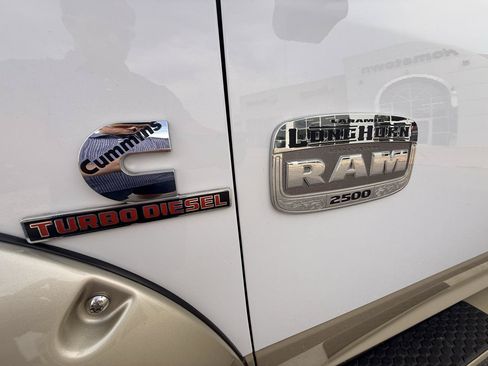 Used 2016 RAM 2500 Longhorn AWD/4WD image 11
