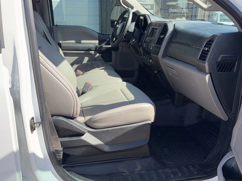 Used 2019 Ford F250 XL w/ Power Equipment Group image 10