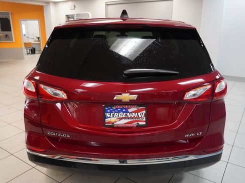 Used 2019 Chevrolet Equinox LT w/ Driver Convenience Package AWD/4WD image 10