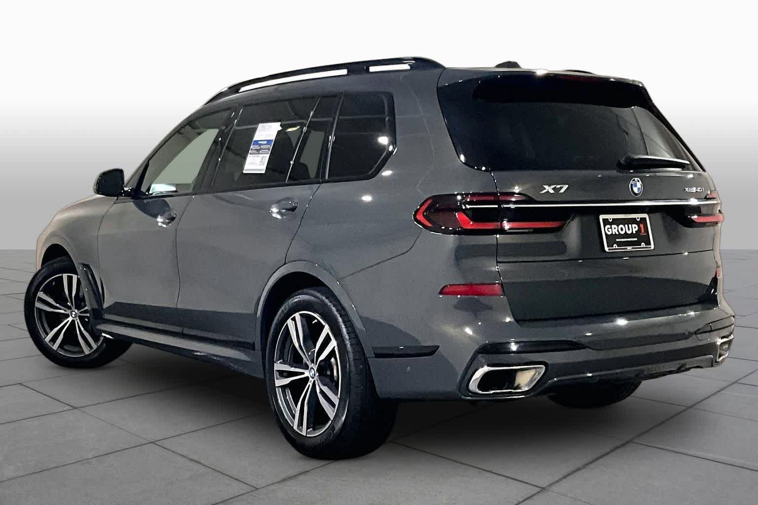 Used 2024 BMW X7 xDrive40i w/ Executive Package AWD/4WD image 11