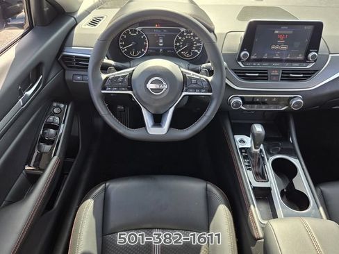 Certified 2025 Nissan Altima 2.5 SR FWD image 14