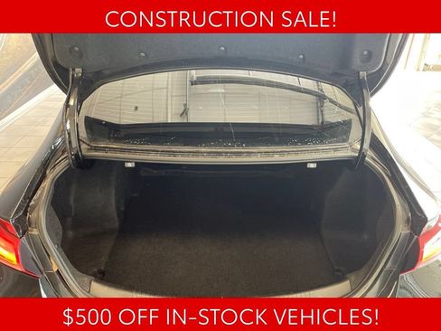 Used 2020 Chevrolet Malibu LT w/ Midnight Edition FWD image 13