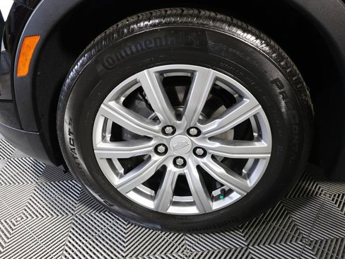 Used 2023 Cadillac XT4 Premium Luxury FWD image 23
