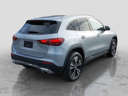 Certified 2025 Mercedes-Benz GLA 250 image 6