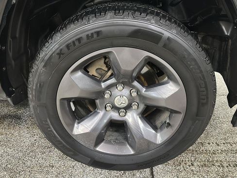 Used 2020 RAM 1500 Big Horn w/ Built-to-serve Edition AWD/4WD image 9