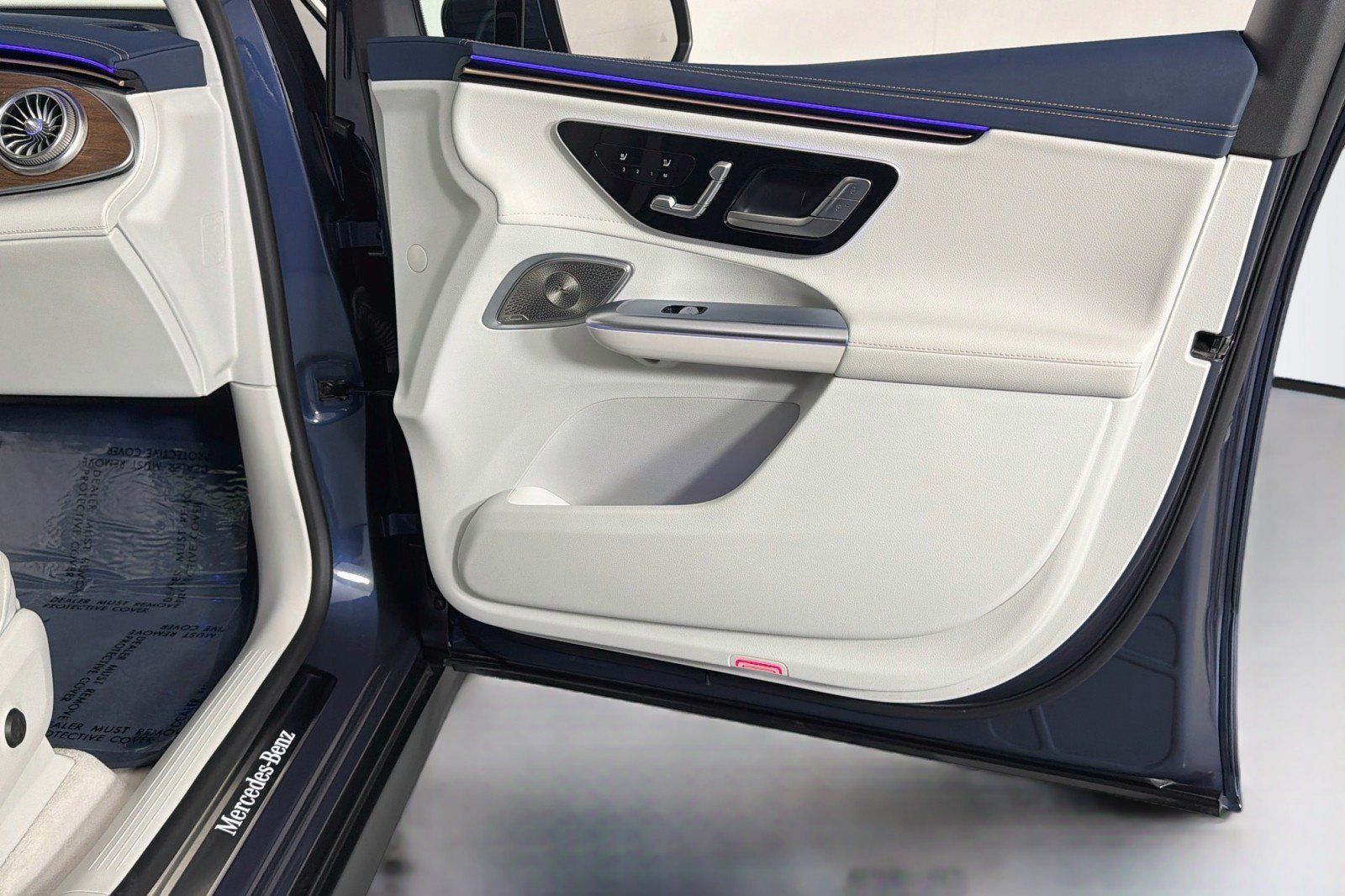 Certified 2023 Mercedes-Benz EQE 350+ SUV image 23