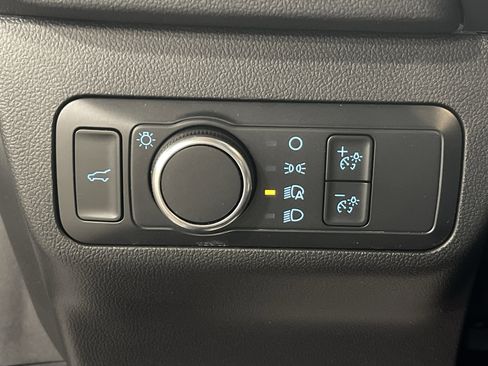 Used 2022 Ford Escape SE w/ Convenience Package image 19