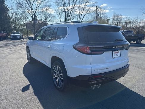 New 2026 GMC Acadia Denali Ultimate w/ LPO, Floor Liner Package image 5