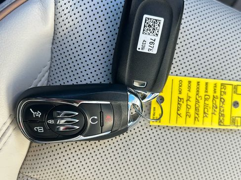 Used 2024 Buick Encore GX Avenir w/ Avenir Technology Package image 22