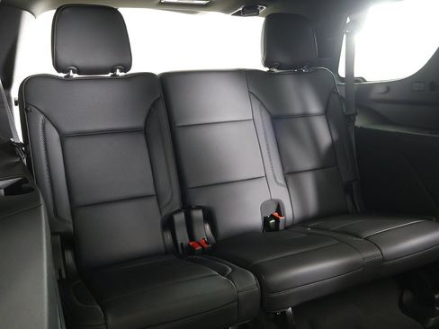 Used 2024 GMC Yukon Denali w/ Advanced Technology Package image 50