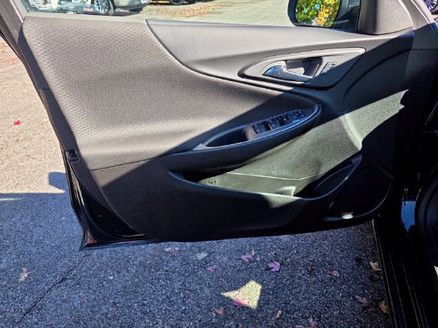 Used 2025 Chevrolet Malibu LT FWD image 18
