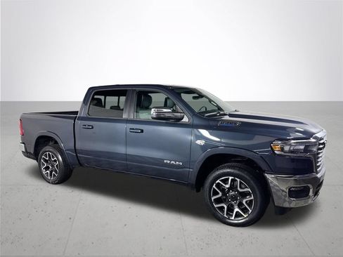 New 2026 RAM 1500 Laramie AWD/4WD image 4