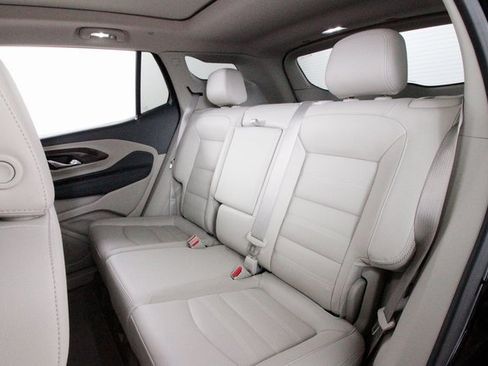 Used 2024 GMC Terrain Denali w/ Black Diamond Edition image 28