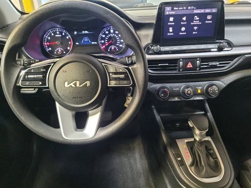 Used 2023 Kia Forte LXS FWD image 22
