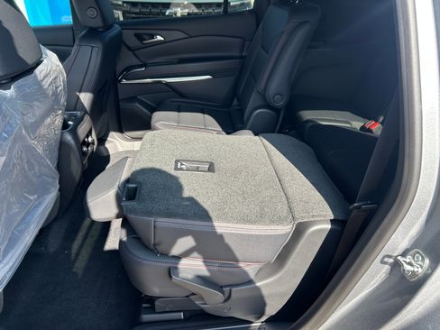 New 2026 Chevrolet Traverse Z71 image 32