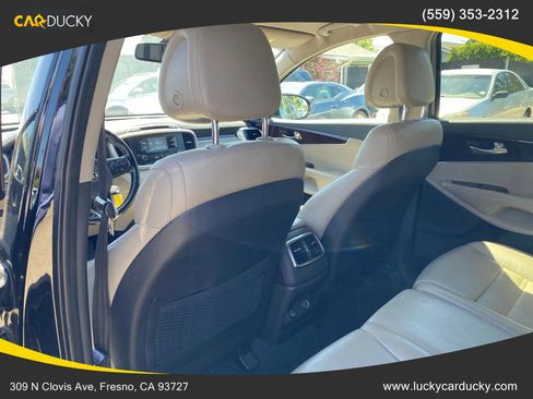 Used 2016 Kia Sorento EX image 24