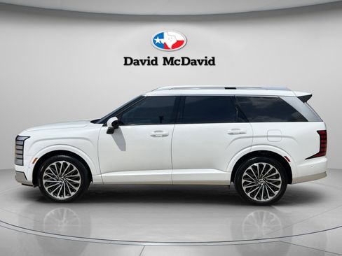 Used 2026 Hyundai Palisade Calligraphy FWD image 4