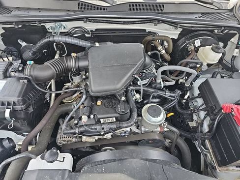 Used 2023 Toyota Tacoma SR5 RWD image 33