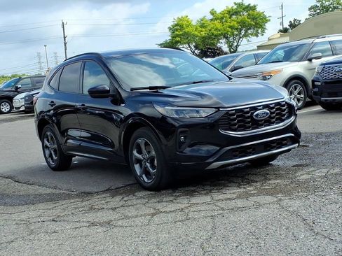 Used 2023 Ford Escape ST-Line Select w/ Tech Pack #1 AWD/4WD image 7