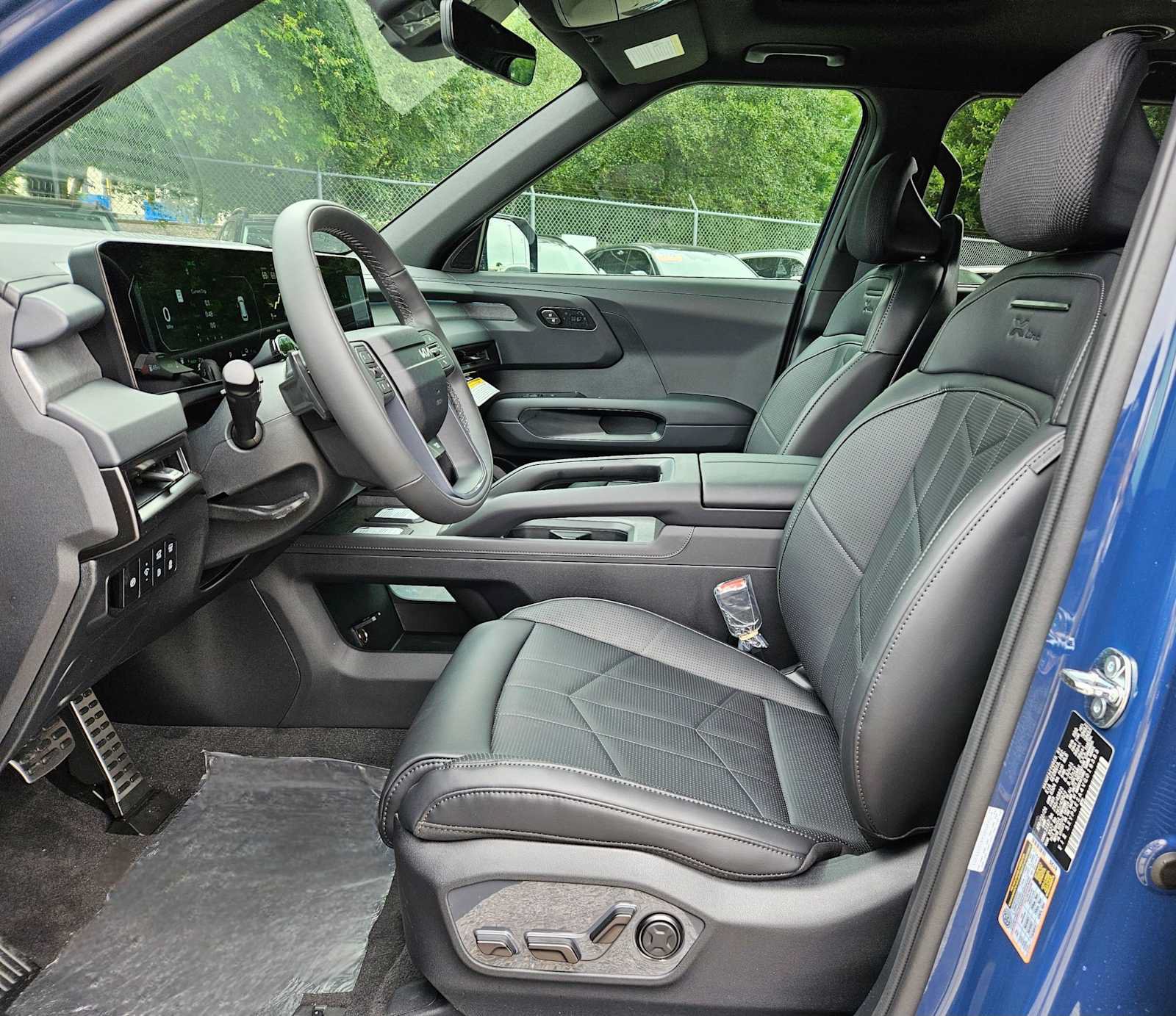 New 2027 Kia Telluride SX X-Line w/ Towing Package AWD/4WD image 17