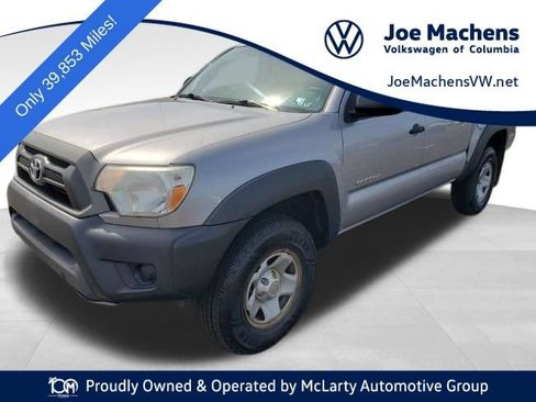 Used 2015 Toyota Tacoma 4x4 Double Cab w/ Convenience Package image 1