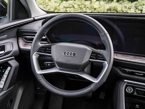 New 2025 Audi Q5 Premium Plus image 15